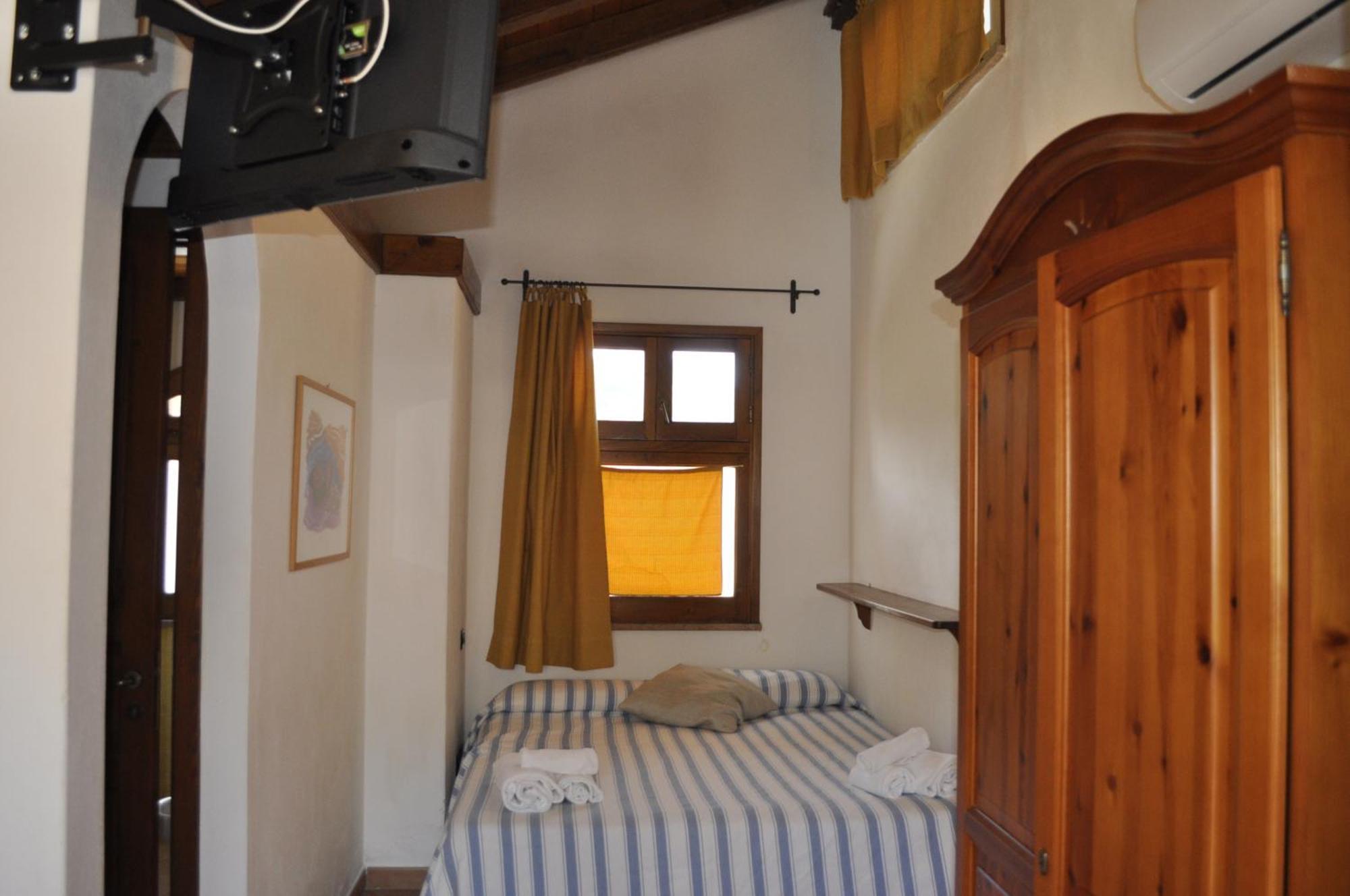 מלון ג'ויוזה מריאה Borgo San Francesco חדר תמונה